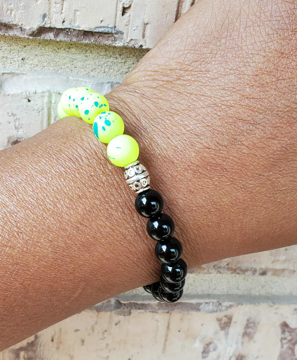 6" Neon Green Teal & Black Beaded Bracelet – Unisex Holiday Style