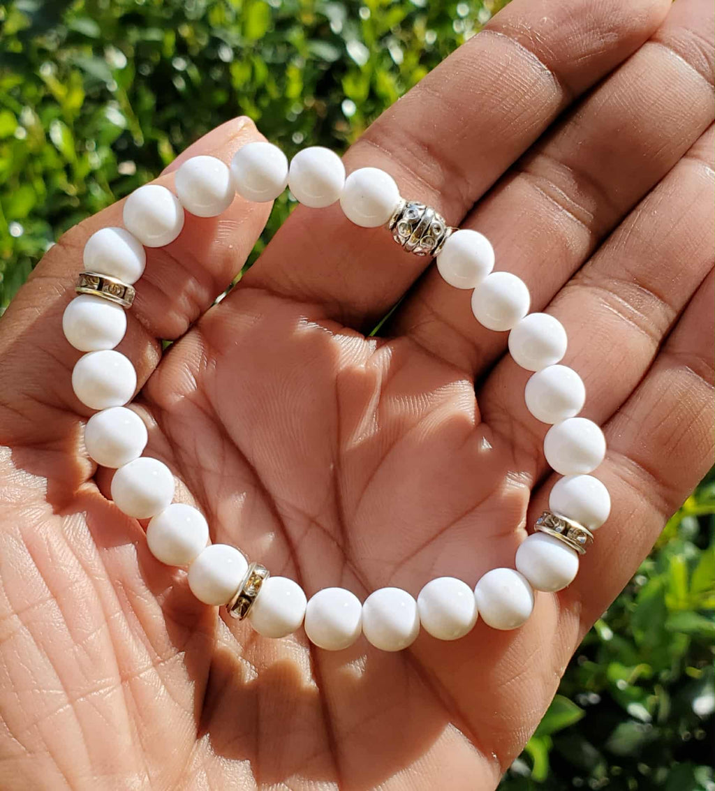 White Acrylic Beaded Bracelet