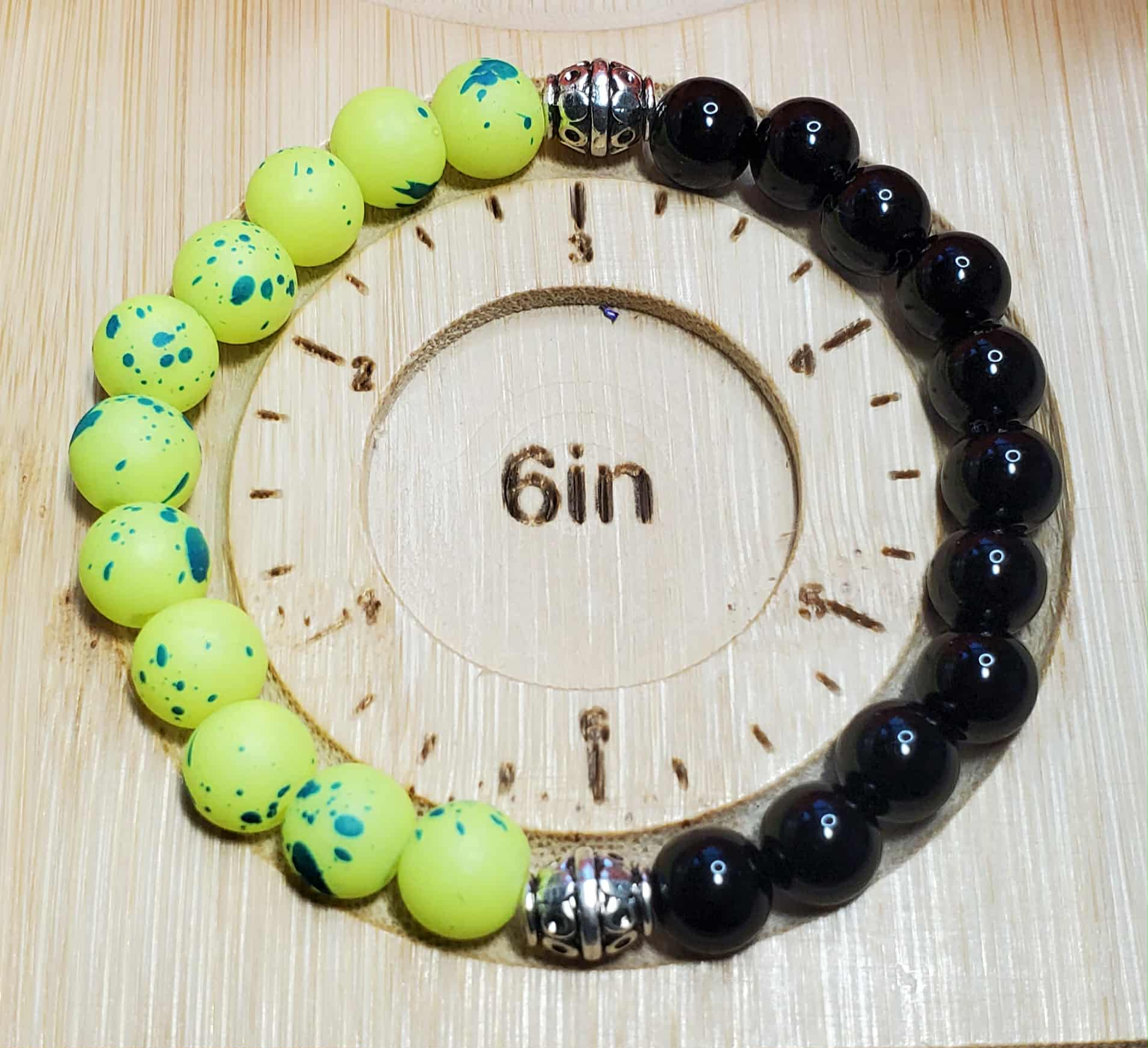 6" Neon Green Teal & Black Beaded Bracelet – Unisex Holiday Style